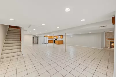 4700 N Chester Avenue, Chicago, IL 60656 - Photo 26