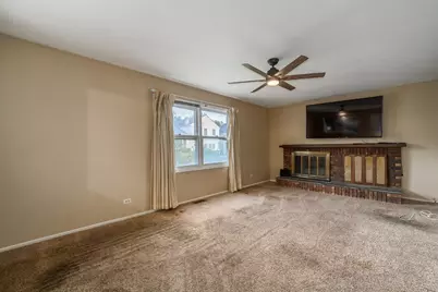 737 Brian Avenue, Schaumburg, IL 60194 - Photo 12