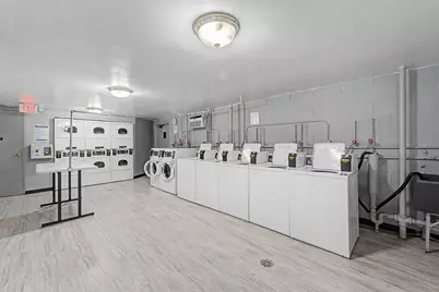 8901 N Western Avenue #A104, Des Plaines, IL 60016 - Photo 16