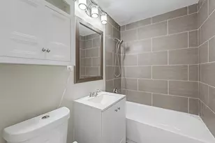 8901 N Western Ave, Des Plaines, IL 60016 - Photo 10