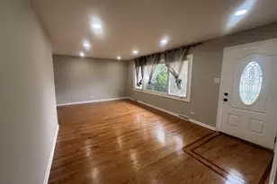 14475 Lincoln Ave, Dolton, IL 60419 - Photo 2