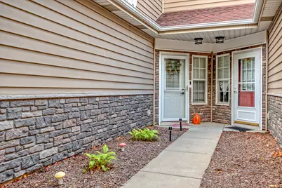1160 Regency Drive, Schaumburg, IL 60193 - Photo 2