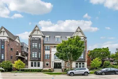 815 Laurel Avenue #106, Highland Park, IL 60035 - Photo 2
