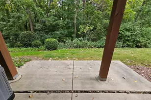 6 Grandview Ct, Algonquin, IL 60102 - Photo 6