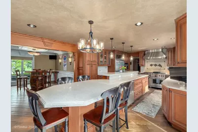 6451 Garfield Ridge Court, Burr Ridge, IL 60527 - Photo 8