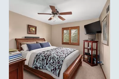 6451 Garfield Ridge Court, Burr Ridge, IL 60527 - Photo 24