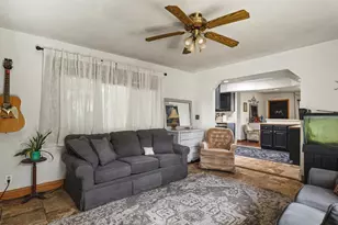 1212 Crystal Dr, Machesney Park, IL 61115 - Photo 14
