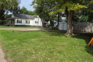 1952 Columbus St, Ottawa, IL 61350 - Photo 16