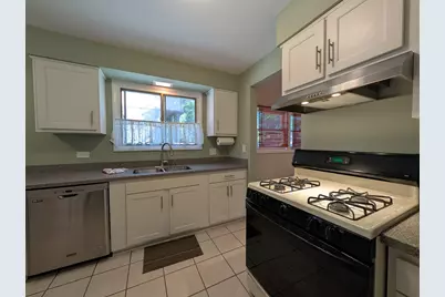 1958 W Morse Avenue #A, Chicago, IL 60626 - Photo 10