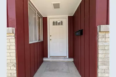 1958 W Morse Avenue #A, Chicago, IL 60626 - Photo 6