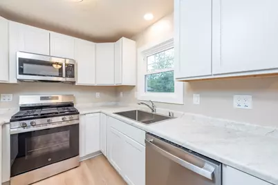 2205 Mohican Road, Waukegan, IL 60087 - Photo 10