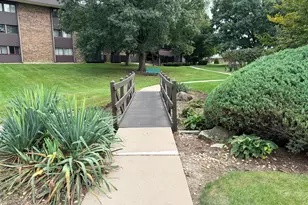 1420 Woodbridge Ave, Joliet, IL 60436 - Photo 28