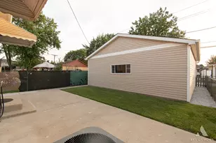 7816 Latrobe Ave, Burbank, IL 60459 - Photo 40