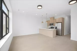 1313 W Taylor St, Chicago, IL 60607 - Photo 4