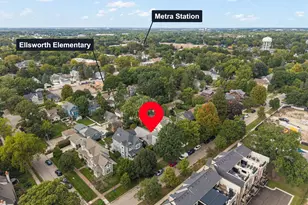 115 N Wright St, Naperville, IL 60540 - Photo 8