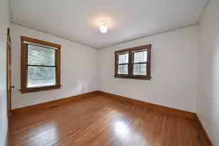 115 N Wright St, Naperville, IL 60540 - Photo 16