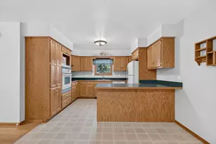 25053 W McMillin Dr, Channahon, IL 60410 - Photo 16