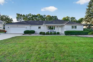 25053 W McMillin Dr, Channahon, IL 60410 - Photo 2