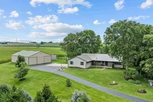 1189 N Blackhawk Rd, Oregon, IL 61061 - Photo 1