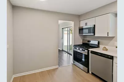 1340 Prince Drive, South Holland, IL 60473 - Photo 6