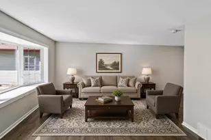 1340 Prince Dr, South Holland, IL 60473 - Photo 2