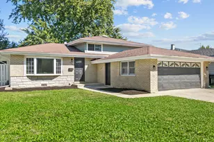 1340 Prince Dr, South Holland, IL 60473 - Photo 1