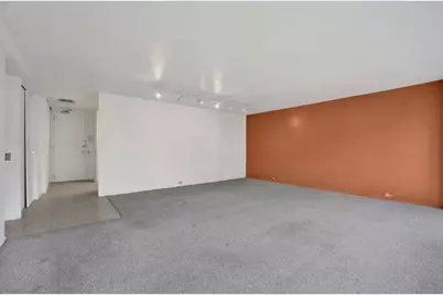340 W Diversey Parkway #918, Chicago, IL 60657 - Photo 10