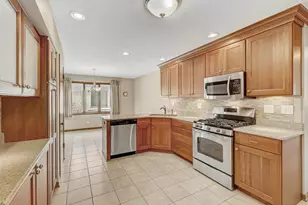 4734 N Maria Ct, Chicago, IL 60656 - Photo 10