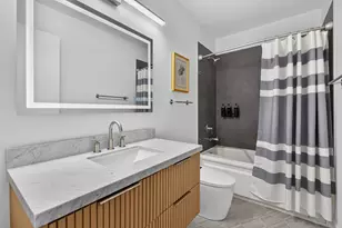 1741 W George St, Chicago, IL 60657 - Photo 16