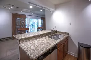 211 E Janata Ave, Lombard, IL 60148 - Photo 10