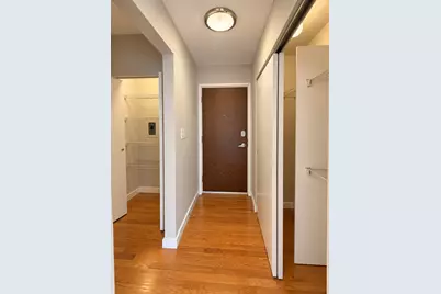 3610 N Pine Grove Avenue #505, Chicago, IL 60613 - Photo 8
