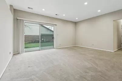 1665 Commodore Court #7, Schaumburg, IL 60193 - Photo 6