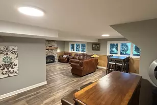 565 Maywood Ln, Lisle, IL 60532 - Photo 4