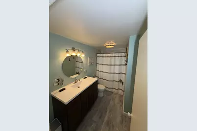 565 Maywood Lane, Lisle, IL 60532 - Photo 8