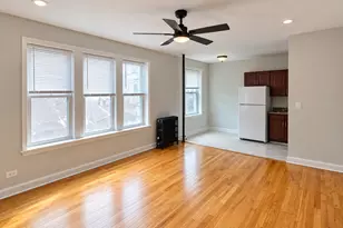 1635 W Morse Ave, Chicago, IL 60626 - Photo 2