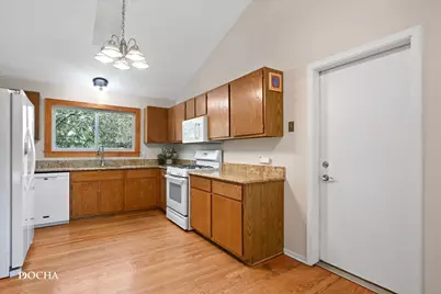 1132 Wishing Well Lane, Naperville, IL 60564 - Photo 8