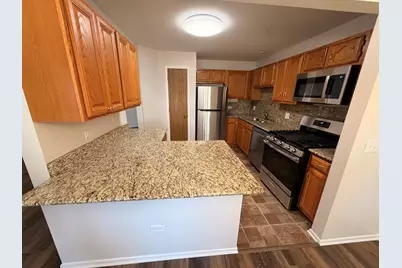 2858 Meadow Lane #Z1, Schaumburg, IL 60193 - Photo 8