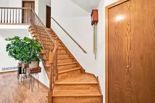 146 Michael Ave, Mundelein, IL 60060 - Photo 8