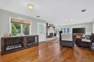 11258 S Oak Park Ave, Worth, IL 60482 - Photo 10