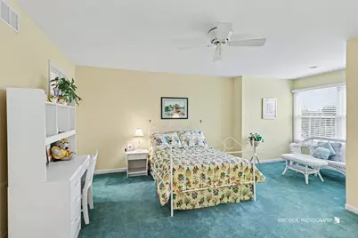 22033 W Vernon Ridge Drive, Mundelein, IL 60060 - Photo 20