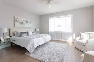 530 E 44th Pl, Chicago, IL 60653 - Photo 6