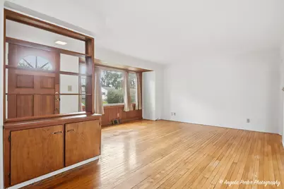 1124 Fulton Avenue, Winthrop Harbor, IL 60096 - Photo 12
