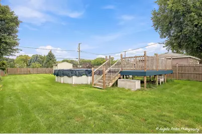 1124 Fulton Avenue, Winthrop Harbor, IL 60096 - Photo 26