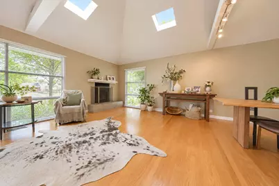 426 Amherst Avenue, Des Plaines, IL 60016 - Photo 8