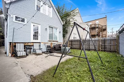 4829 W Hutchinson Street, Chicago, IL 60641 - Photo 30