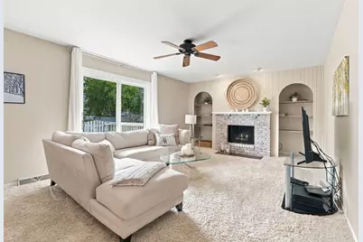 110 Naden Court, Yorkville, IL 60560 - Photo 10