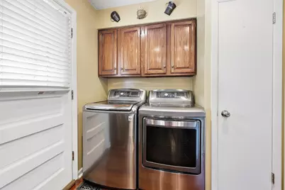 382 Maple Lane, Elk Grove Village, IL 60007 - Photo 14