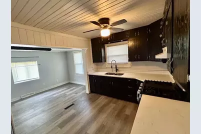 1586 Faithorn Avenue, Crete, IL 60417 - Photo 6