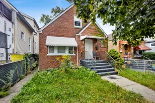 321 W 104th St, Chicago, IL 60628 - Photo 1