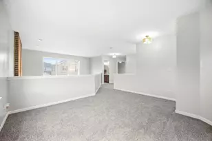 193 Bloomfield Dr, Woodstock, IL 60098 - Photo 22